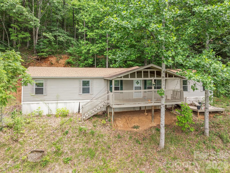 87 Holly Ridge Rd, Candler, NC 28715
