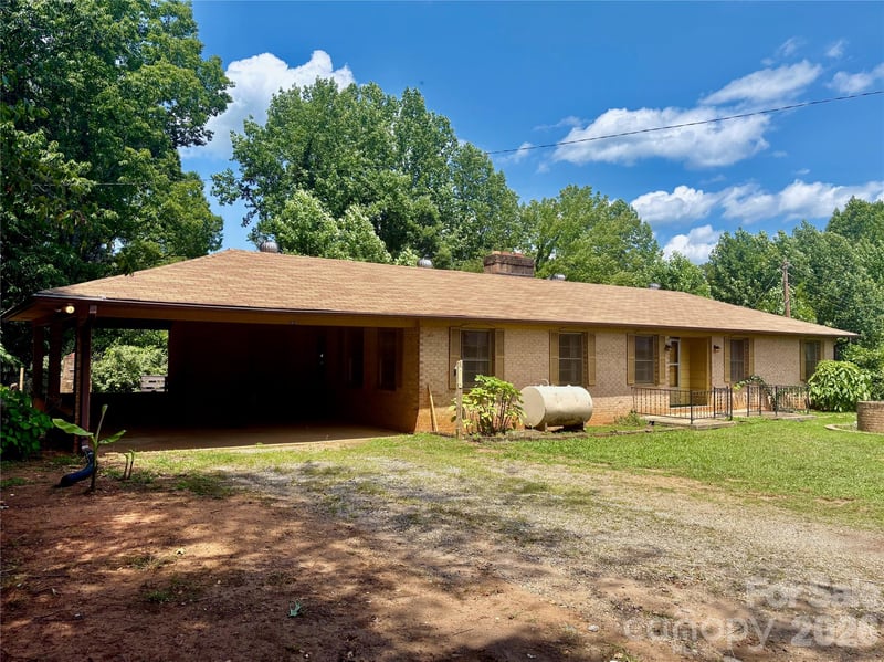 1812 Freemantown Rd, Lake Lure, NC 28746
