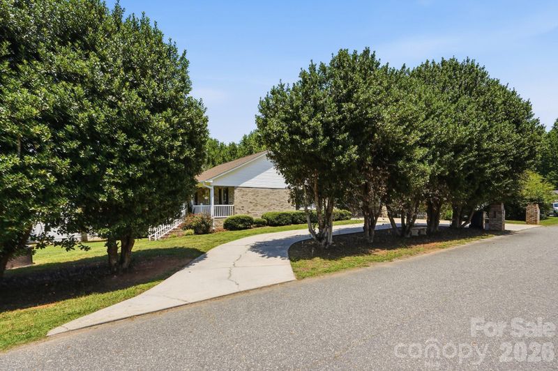 107 Brendle Ln, Troutman, NC 28166