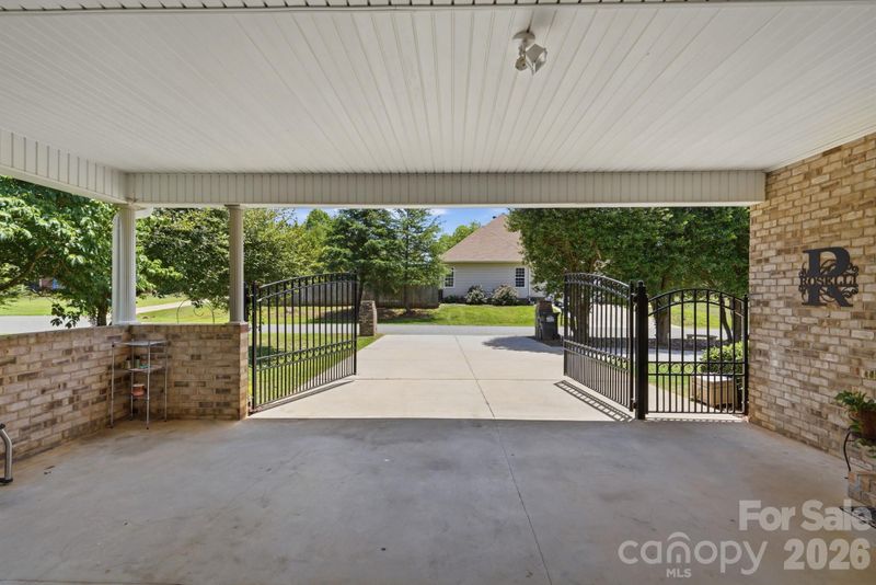 107 Brendle Ln, Troutman, NC 28166