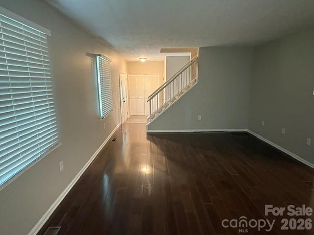 31 Spring Forest Cir, Asheville, NC 28803
