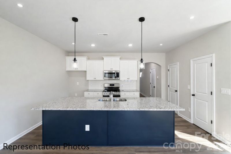 3114 Aberleaf Ln, Charlotte, NC 28227