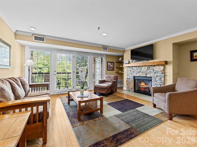 310 Bowling Park Rd, Asheville, NC 28803