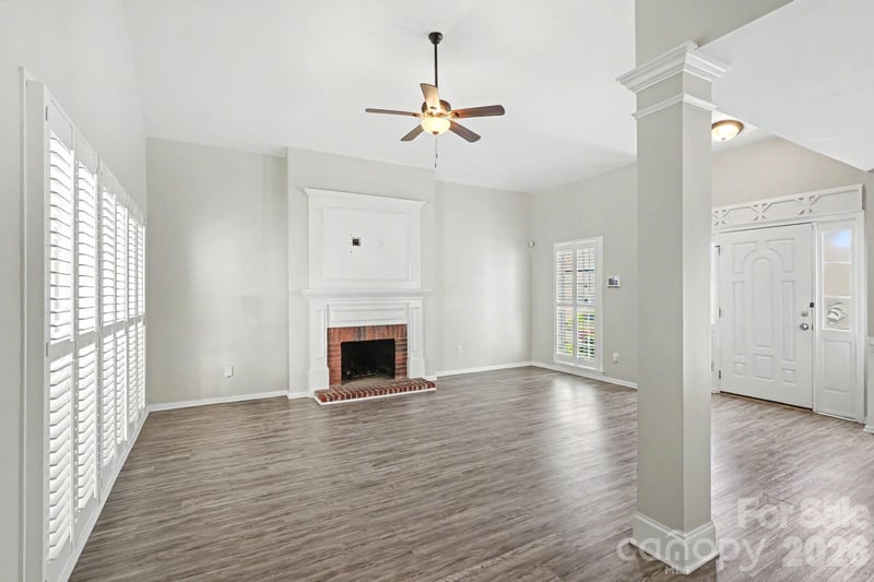 7413 Tupelo Ln, Charlotte, NC 28269