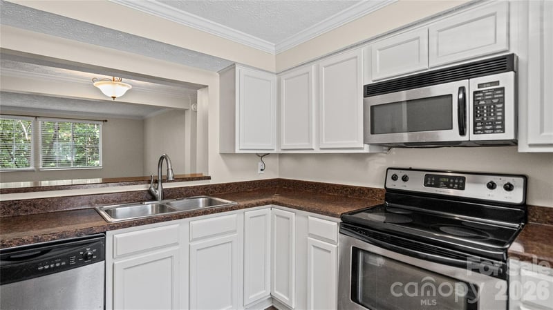 1231 Scaleybark Rd, Charlotte, NC 28209