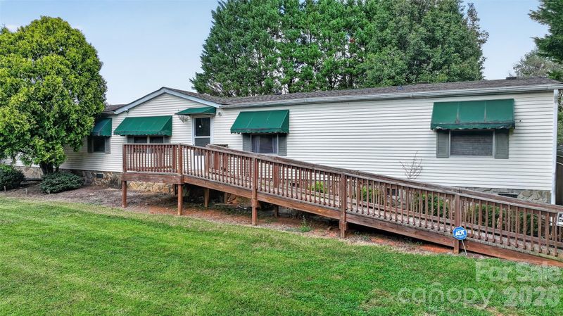 4632 Belvedere Dr, Claremont, NC 28610