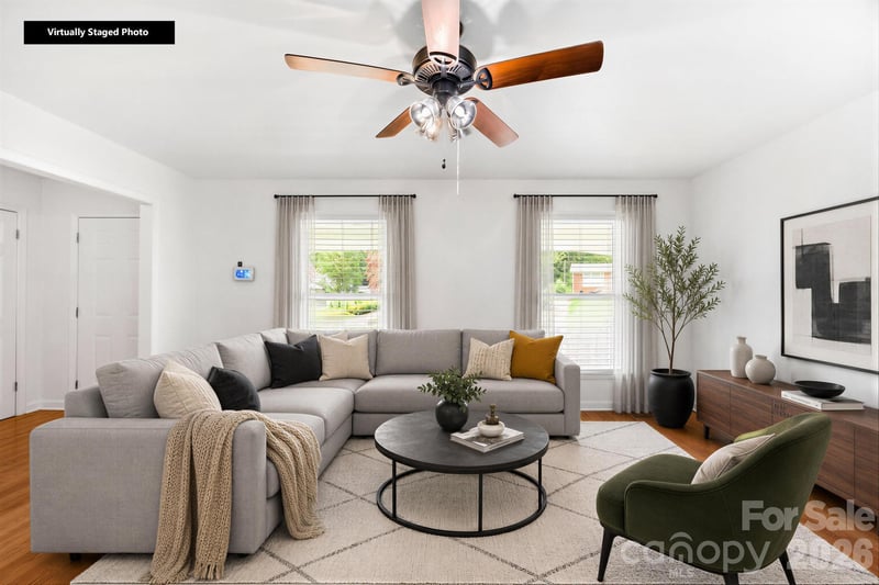 1131 Mt Kisco Dr, Charlotte, NC 28213