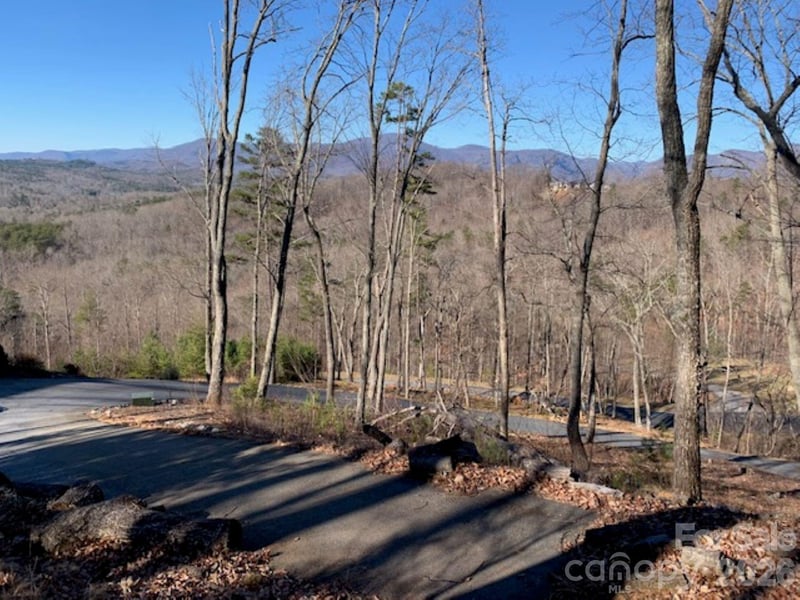 218 Rock Ledge Dr #218, Lake Lure, NC 28746