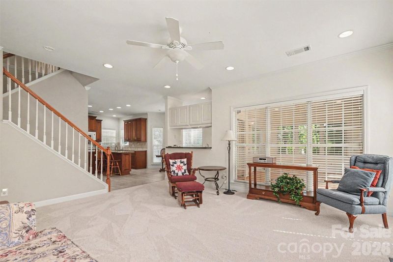 1421 Moonstone Dr, Matthews, NC 28105