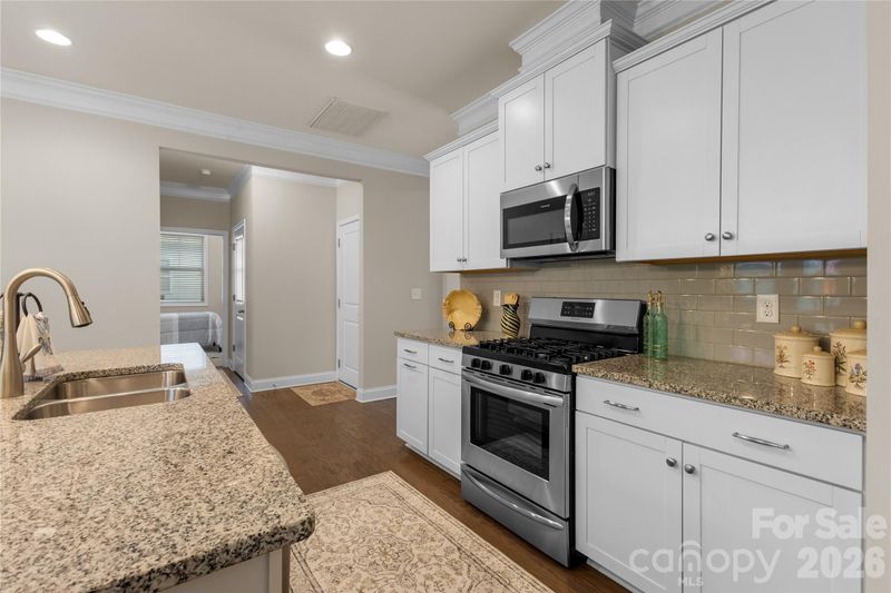 2449 Seagull Dr, Denver, NC 28037