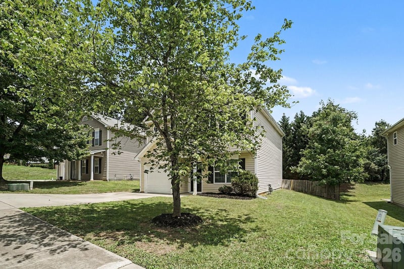 5336 Beam Lake Dr, Charlotte, NC 28216
