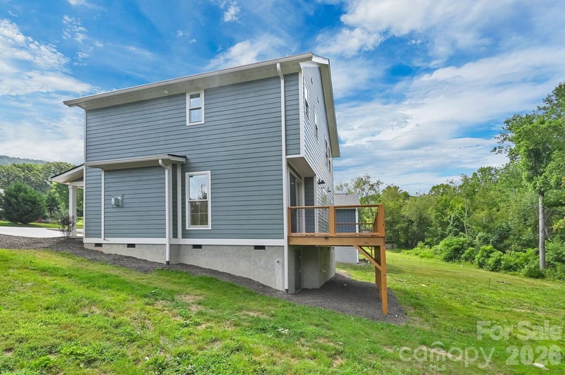 225 Edgewood Rd S, Asheville, NC 28803