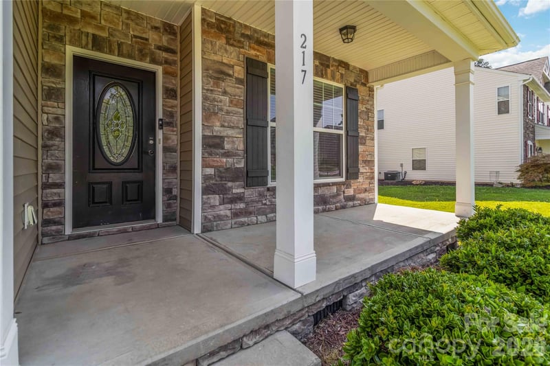 217 Hydrangea Dr, Clover, SC 29710