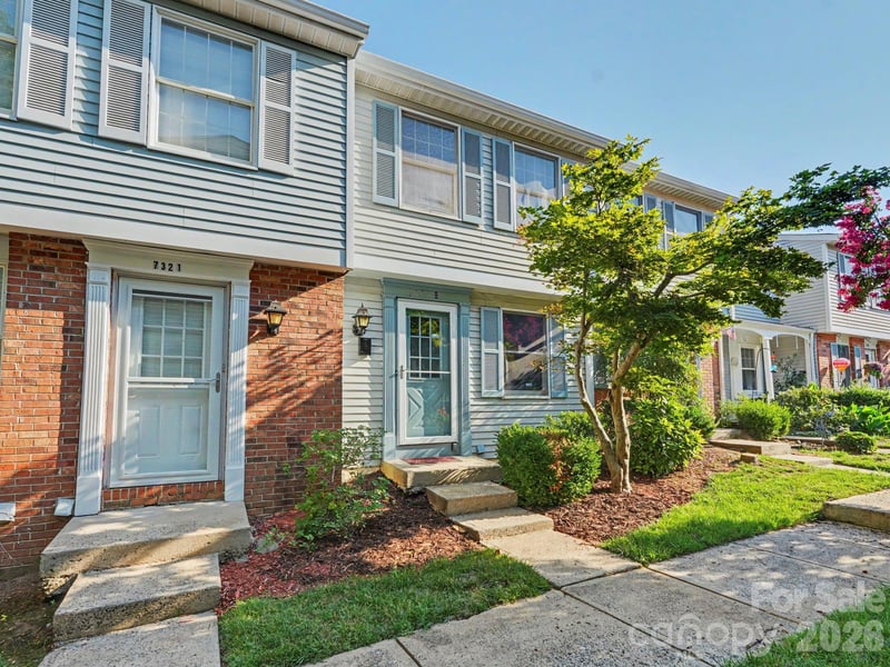 7321 Pebblestone Dr #B, Charlotte, NC 28212