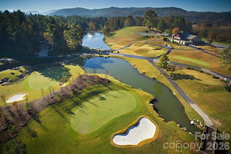 0 Cummings Cove Pw #12, Hendersonville, NC 28739