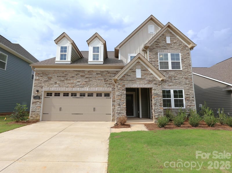 7124 Helmans Dr, Huntersville, NC 28078