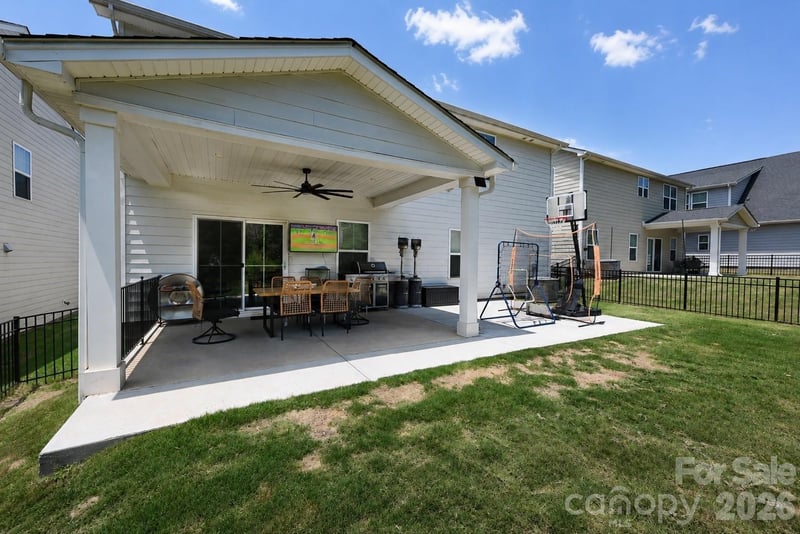 208 Tetcott St, Mooresville, NC 28115