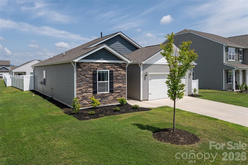 197 Wheatfield Rd, Fletcher, NC 28732