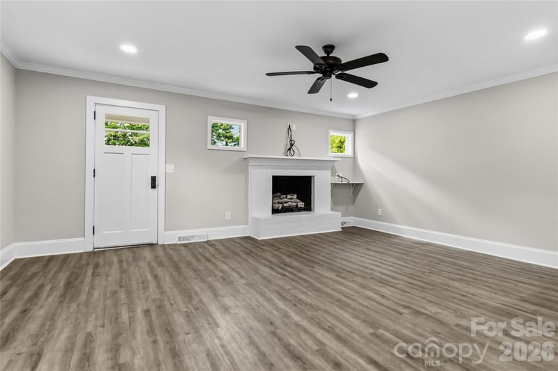 201 W Elm St, Wingate, NC 28174