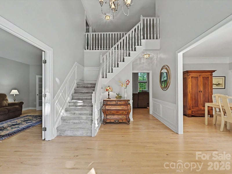 5710 Kinglet Ln, Charlotte, NC 28269