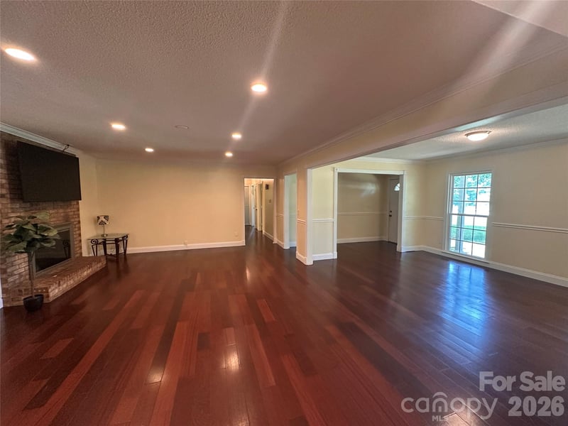 5836 Lebanon Rd, Charlotte, NC 28227