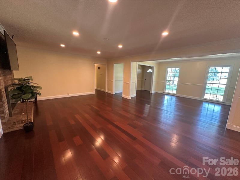 5836 Lebanon Rd, Charlotte, NC 28227