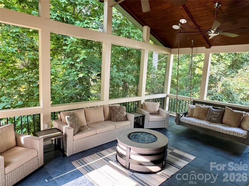 130 Haddington Pl, Mooresville, NC 28115