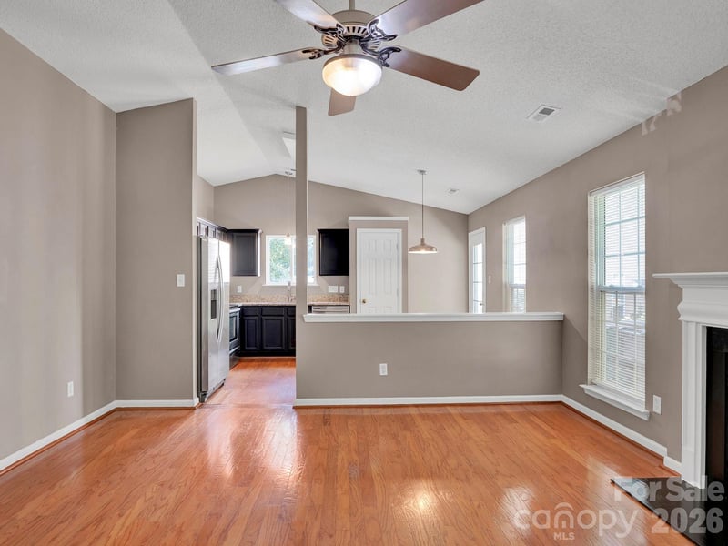 7216 Preakness Stakes Ln, Charlotte, NC 28215