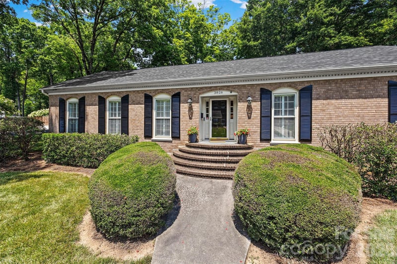 3826 Severn Ave, Charlotte, NC 28210