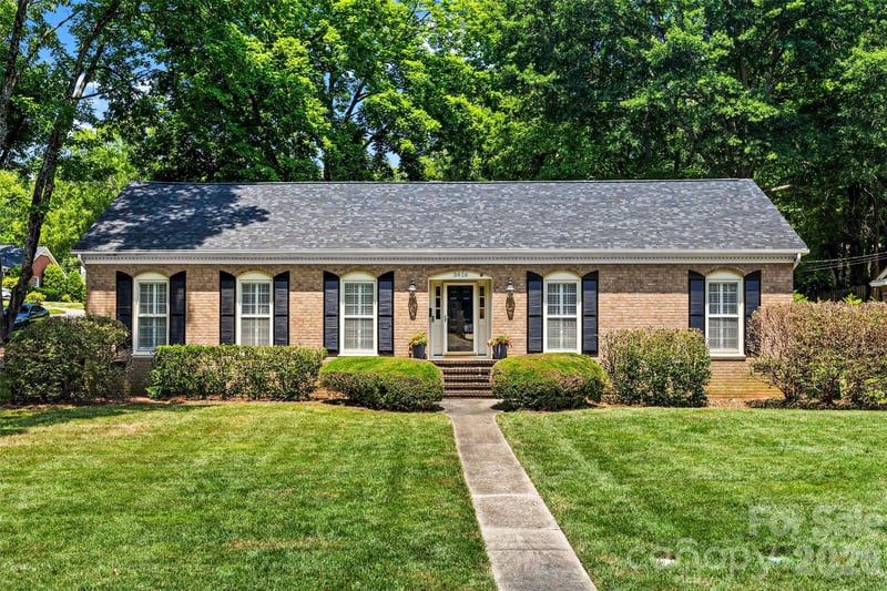 3826 Severn Ave, Charlotte, NC 28210
