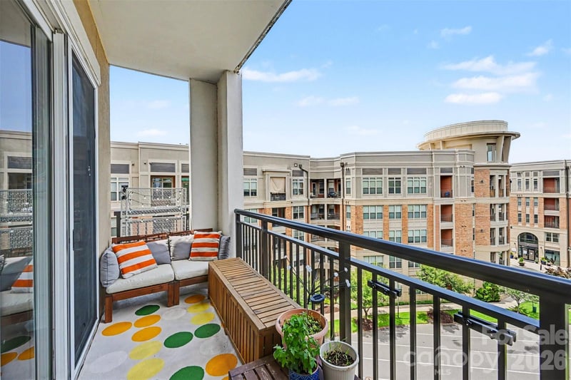 4620 Piedmont Row Dr #418, Charlotte, NC 28210