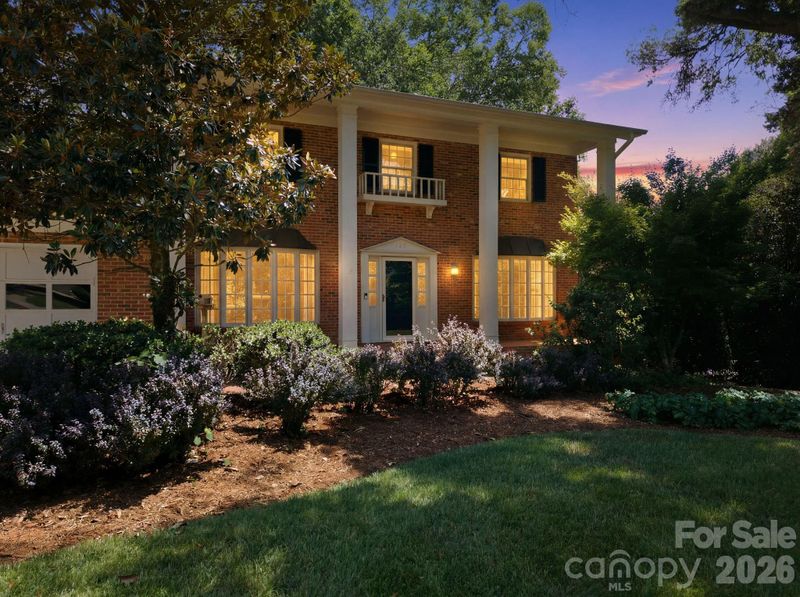 710 37th Ave NE, Hickory, NC 28601