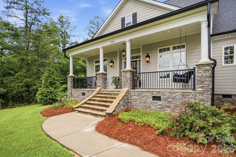 1150 Oak Trail Cir, Concord, NC 28025