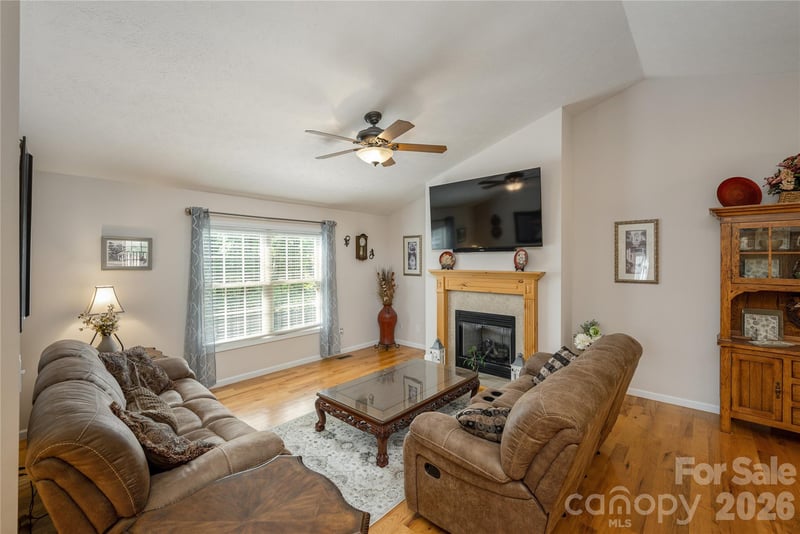 59 Smalltown Trl, Brevard, NC 28712