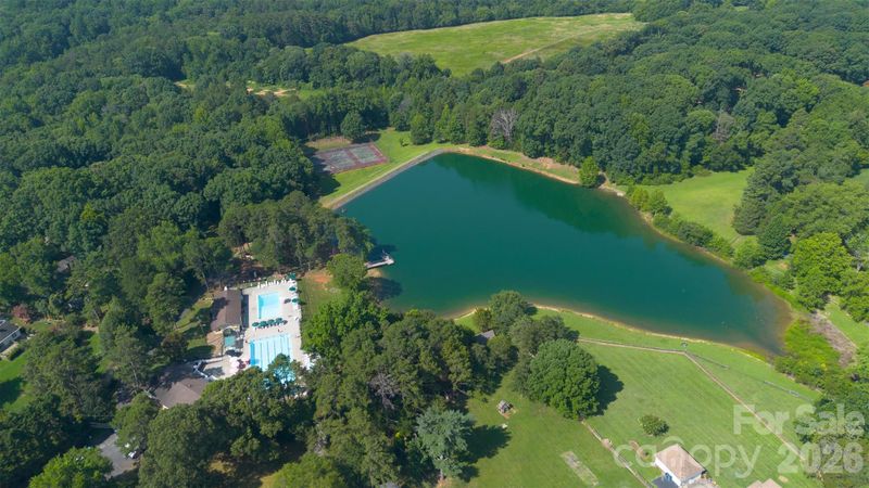 3231 Windrow Ln, Matthews, NC 28105