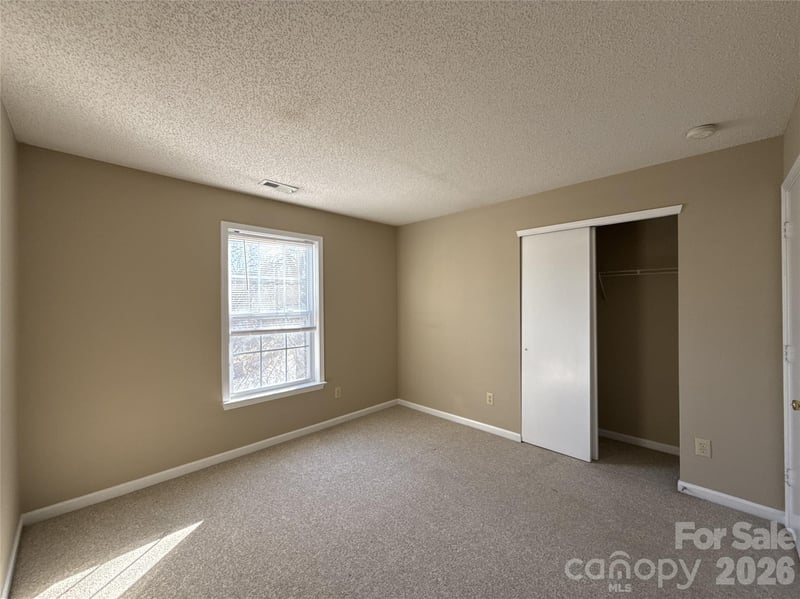 2043 Dunsmore Ln, Waxhaw, NC 28173