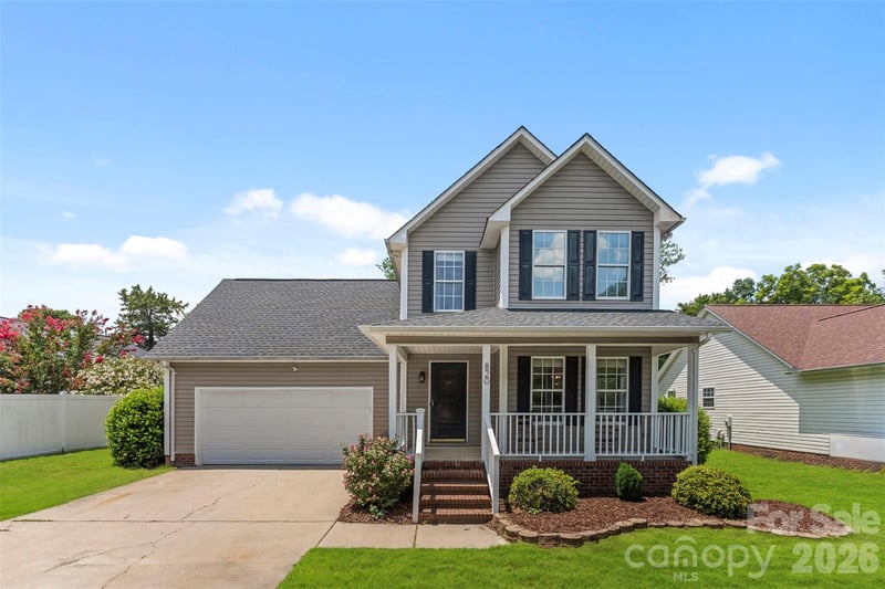 820 Saint Andrews Pl, Concord, NC 28025