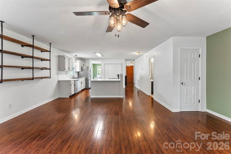 820 Saint Andrews Pl, Concord, NC 28025