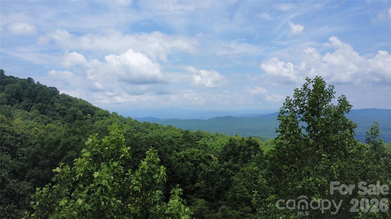 9999 North Pointe Dr #70, Zirconia, NC 28790