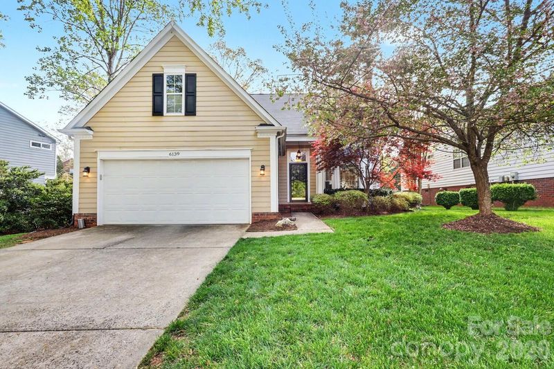 6139 Garamond Ct, Charlotte, NC 28270