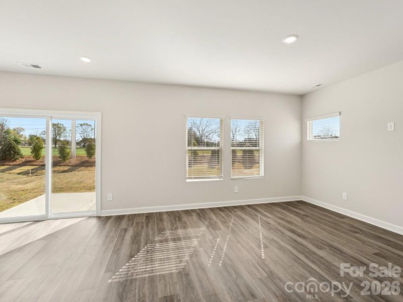 2456 Chartwell St, Stanley, NC 28164