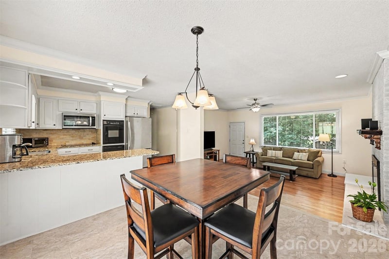 9050 Miriam Dr, Huntersville, NC 28078