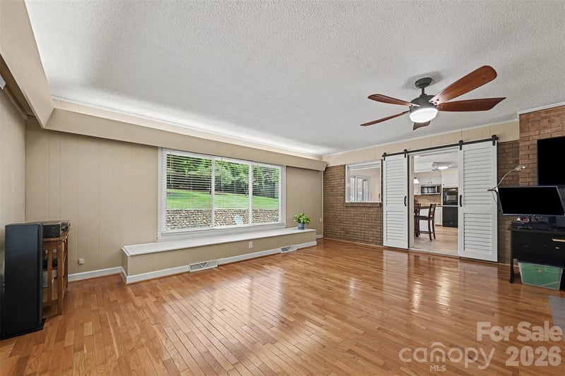 9050 Miriam Dr, Huntersville, NC 28078