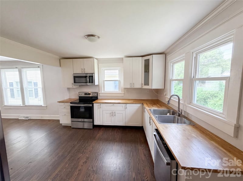 519 N Rose Ave, Kannapolis, NC 28083