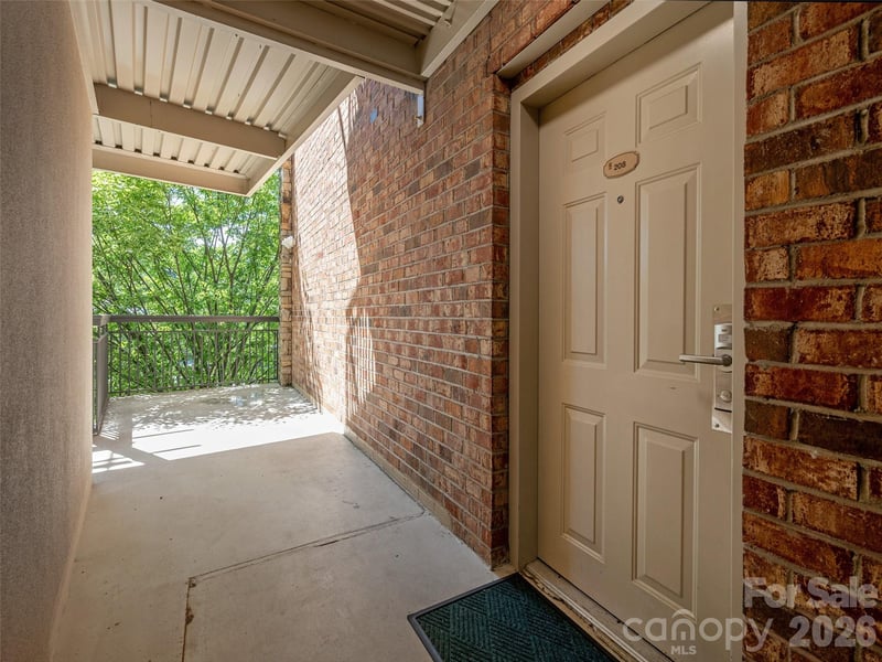 208 Bowling Park Rd #208, Asheville, NC 28803