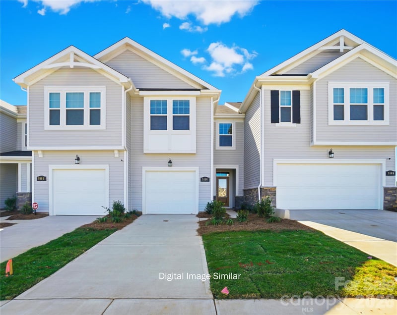 5208 Wyes Oak Ln, Charlotte, NC 28269