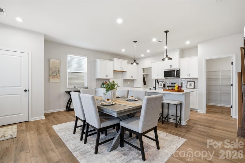 5205 Wyes Oak Ln, Charlotte, NC 28269