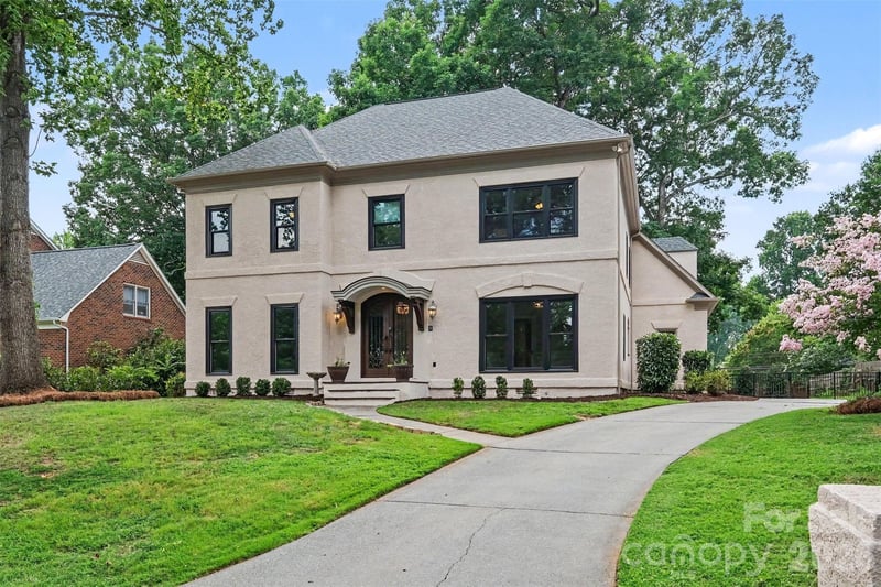 9408 Sardis Glen Dr, Matthews, NC 28105