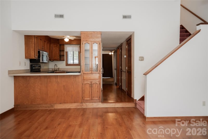 100 Willow Run Dr #17, Gastonia, NC 28056