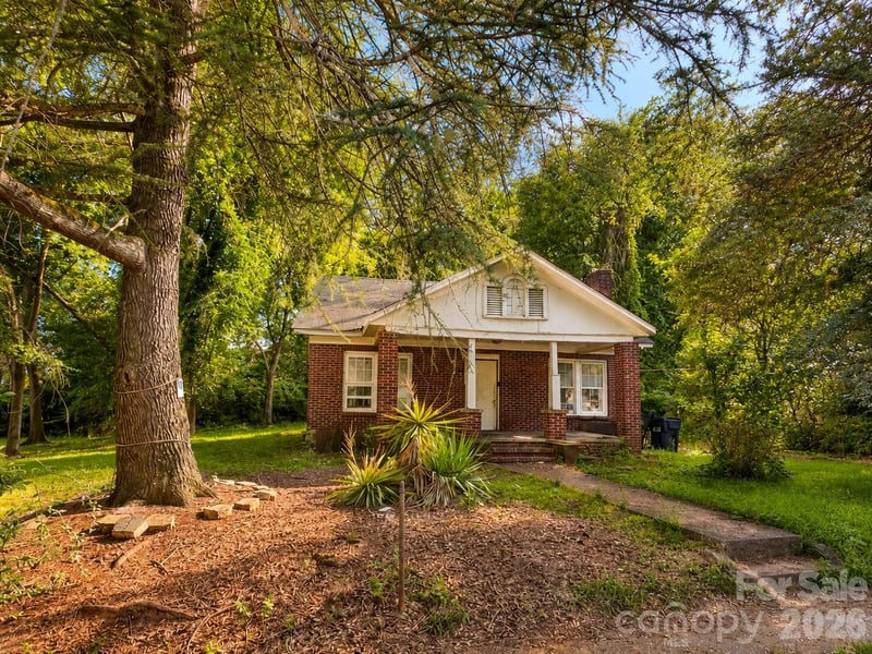 1316 E 35th St E, Charlotte, NC 28205